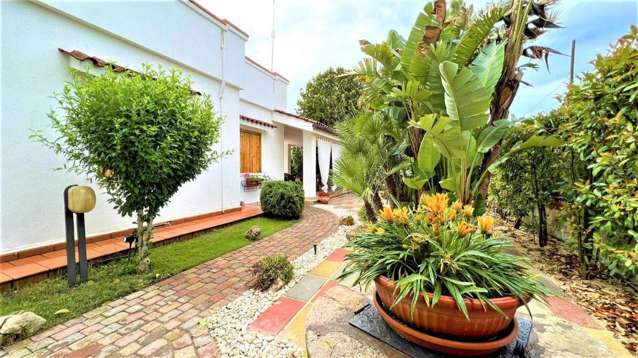 Salento Sunny House Villa Leporano Bagian luar foto
